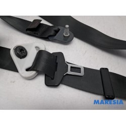 Peugeot - 208 - Front seatbelt, right