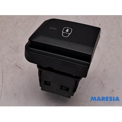 Peugeot - 208 - Central locking switch