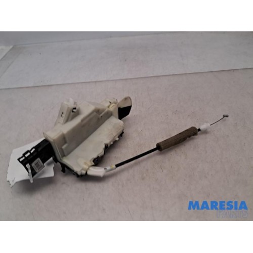 Peugeot - Partner - Minibus/van rear door lock mechanism