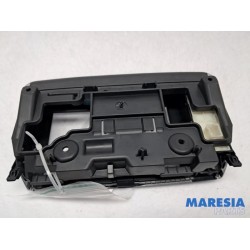 Peugeot - 208 - Radio control panel