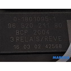 Peugeot - Partner - Glow plug relay