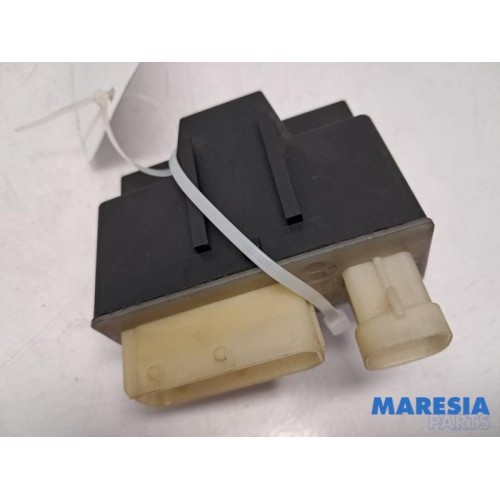 Peugeot - Partner - Glow plug relay