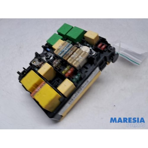 Peugeot - 208 - Fuse box