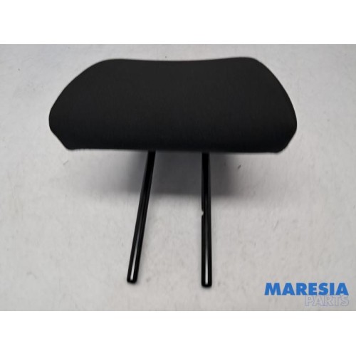 Peugeot - 208 - Headrest