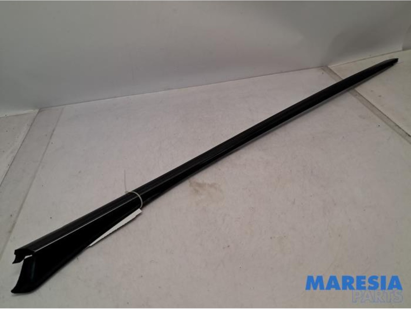 Peugeot - 3008 - Protection montant A droit