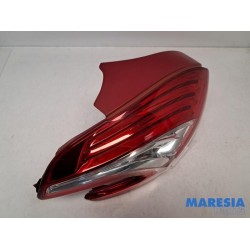 Peugeot - 208 - Achterlicht links