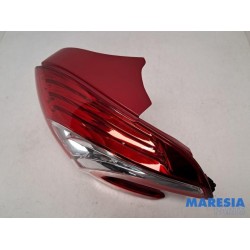 Peugeot - 208 - Taillight, right