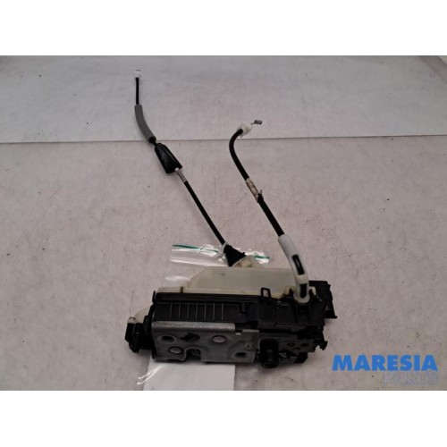 Peugeot - 208 - Front door lock mechanism 4-door, right
