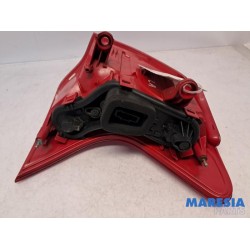 Peugeot - 3008 - Taillight, left