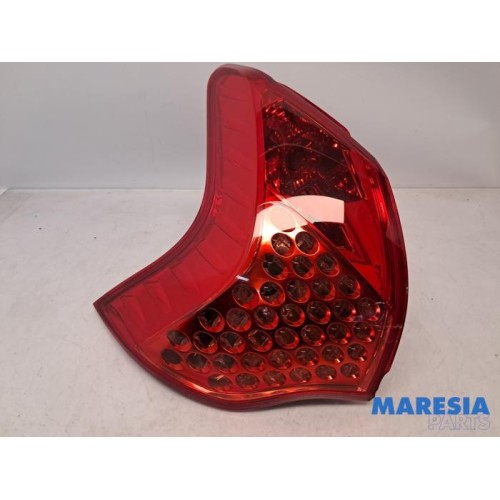 Peugeot - 3008 - Taillight, left