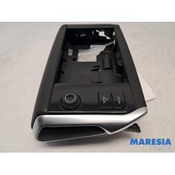 Peugeot - 208 - Radio control panel