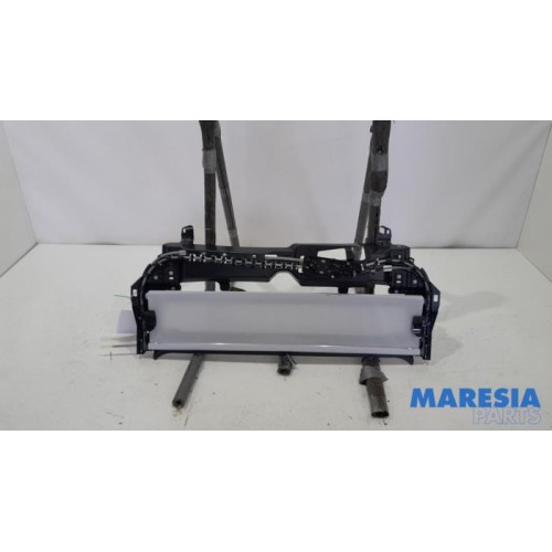 Peugeot - 308 - Sliding headliner mechanism