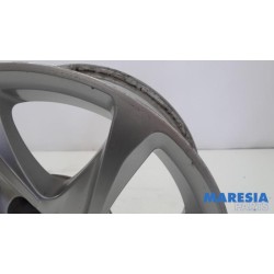 Peugeot - 208 - Wheel