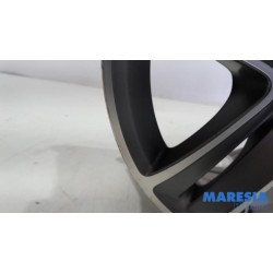 Peugeot - 208 - Wheel
