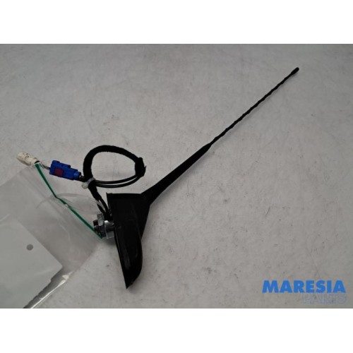 Peugeot - 208 - Antenne