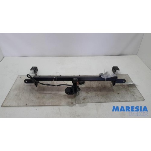 Peugeot - Partner - Towbar
