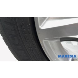 Peugeot - 308 - Sportvelgenset + banden