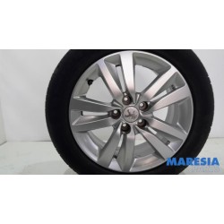 Peugeot - 308 - Sportvelgenset + banden