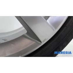 Peugeot - 308 - Sportvelgenset + banden