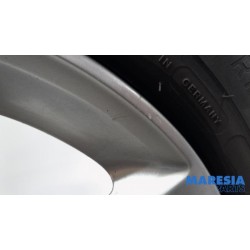 Peugeot - 308 - Sportvelgenset + banden