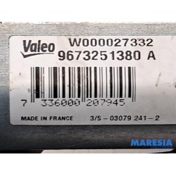 Peugeot - 208 - Rear wiper motor