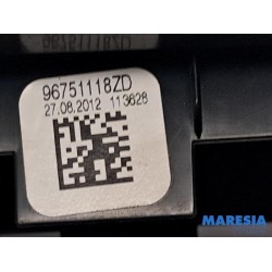 Peugeot - 208 - Electric window switch