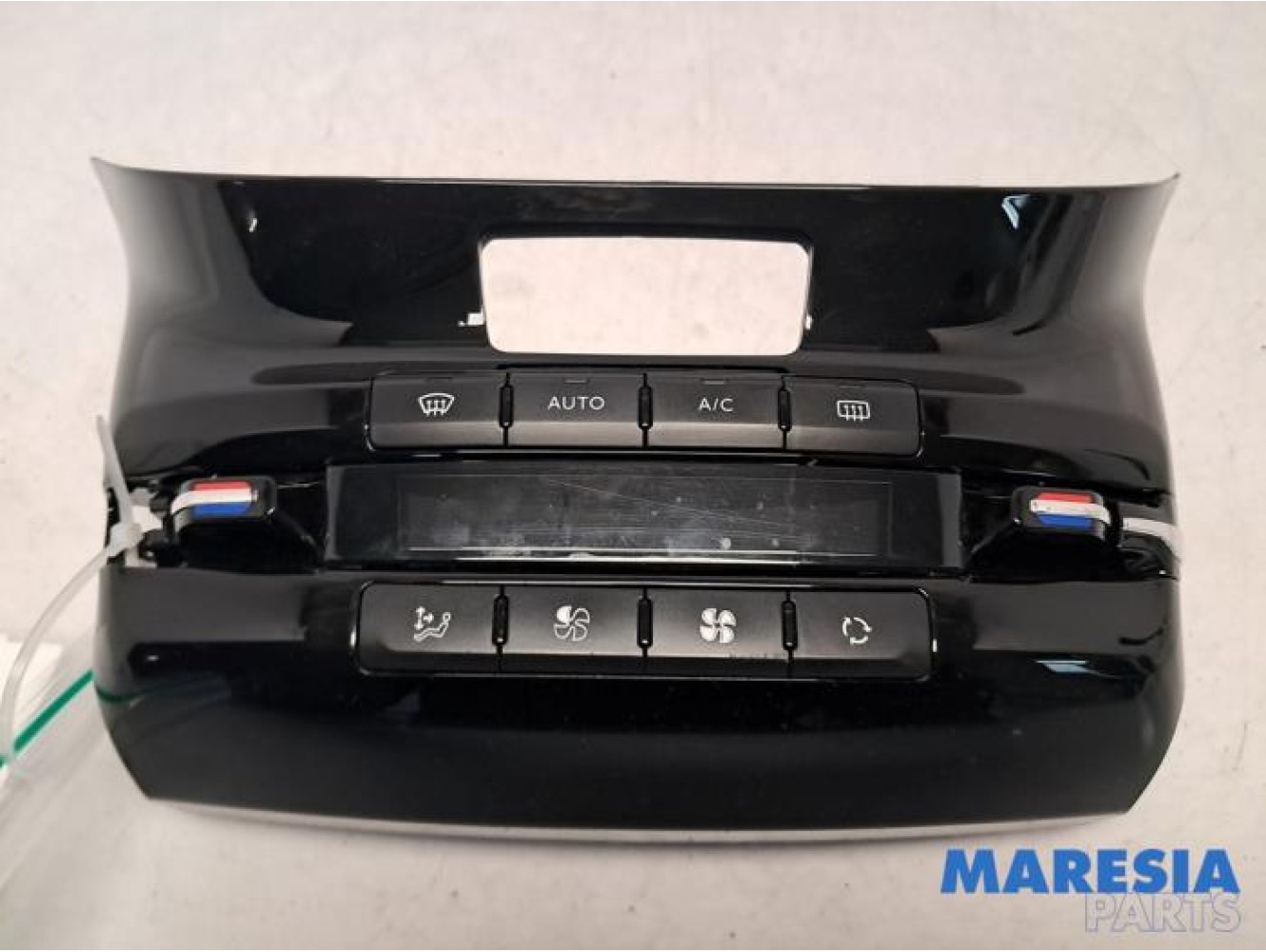 Peugeot - 208 - Heater control panel