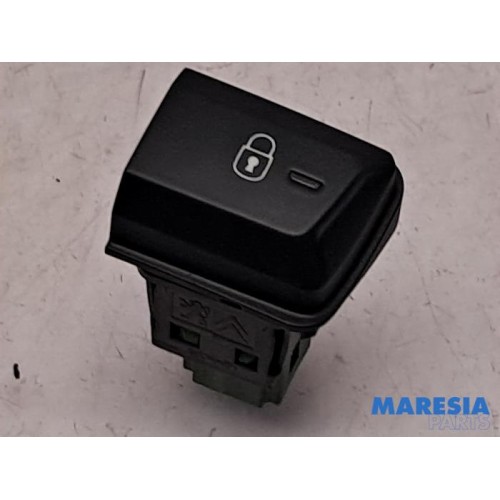 Peugeot - 208 - Central locking switch