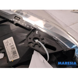Peugeot - 3008 - Koplamp links