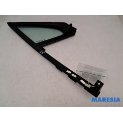 Peugeot - 208 - Quarter light, front left