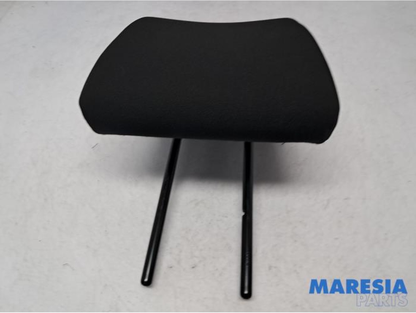 Peugeot - 208 - Headrest