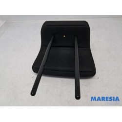 Peugeot - 208 - Headrest