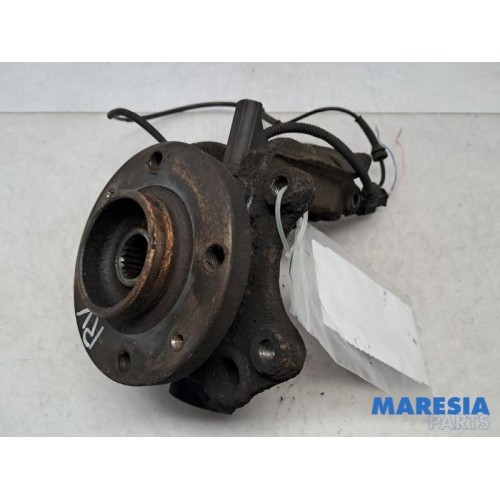 Peugeot - 208 - Knuckle, front right