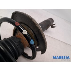 Peugeot - 208 - Front shock absorber rod, right