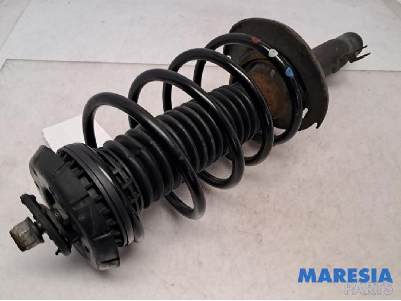 Peugeot - 208 - Front shock absorber rod, right