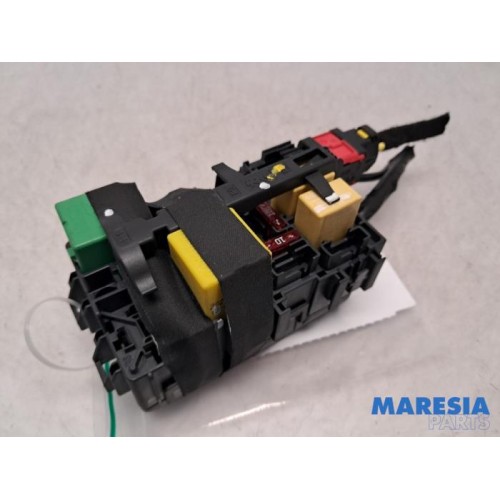 Peugeot - 208 - Fuse box