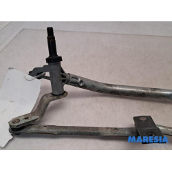 Peugeot - 208 - Wiper mechanism