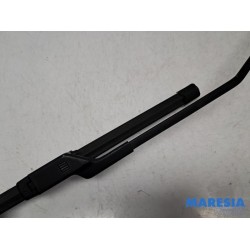 Peugeot - 208 - Front wiper arm