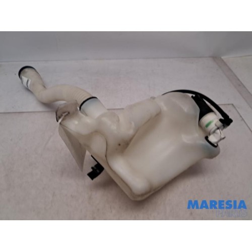 Peugeot - Partner - Front windscreen washer reservoir