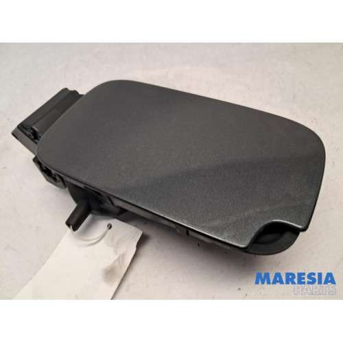 Peugeot - Partner - Tank Klep