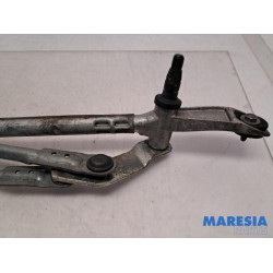 Peugeot - 308 - Wiper mechanism
