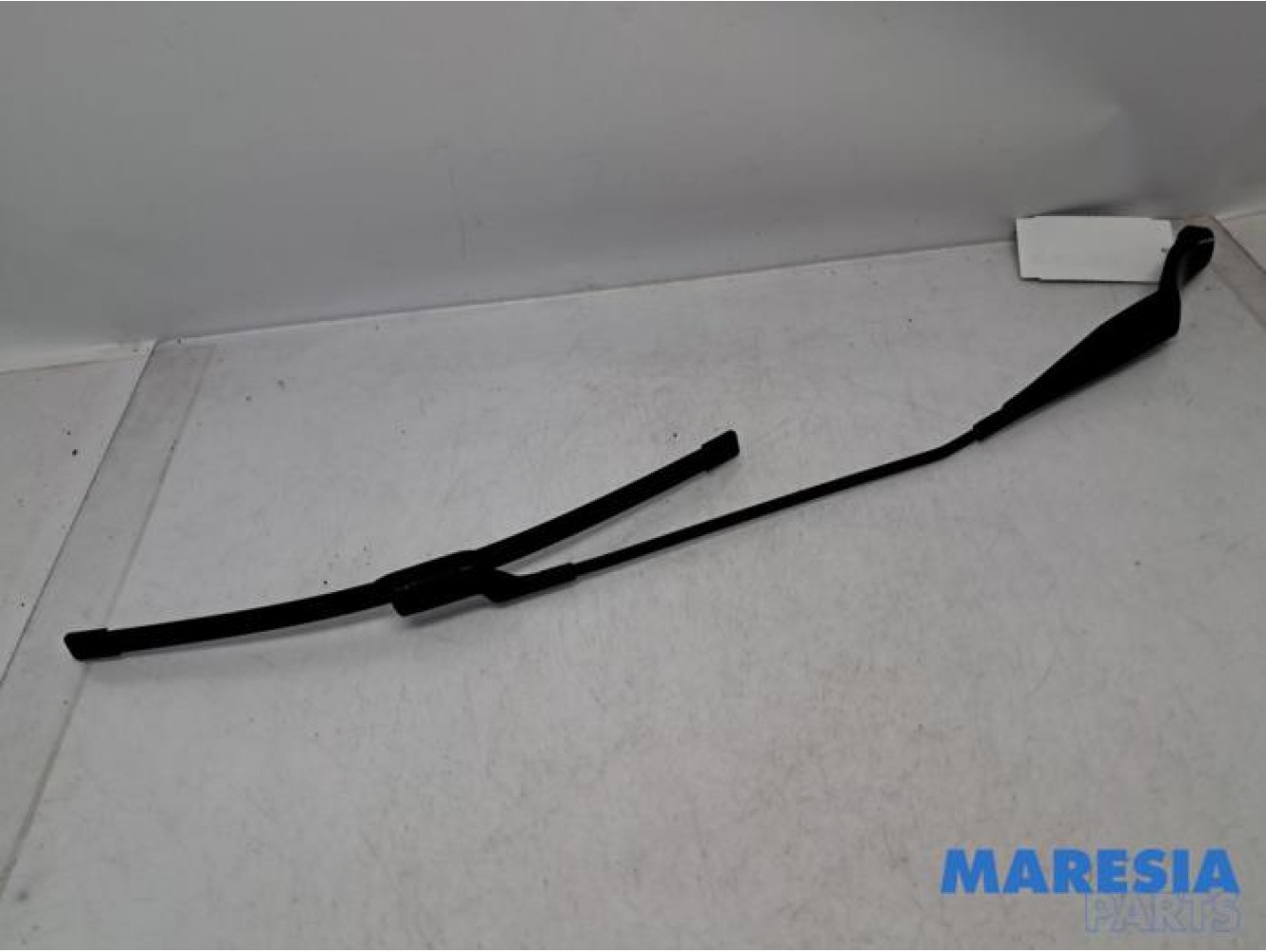 Peugeot - 308 - Front wiper arm
