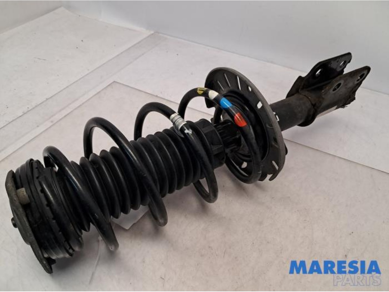 Peugeot - 308 - Front shock absorber rod, left