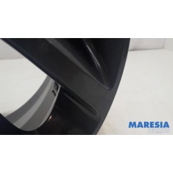 Opel - Crossland X - Wheel