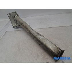 Peugeot - 3008 - Front wishbone support, right