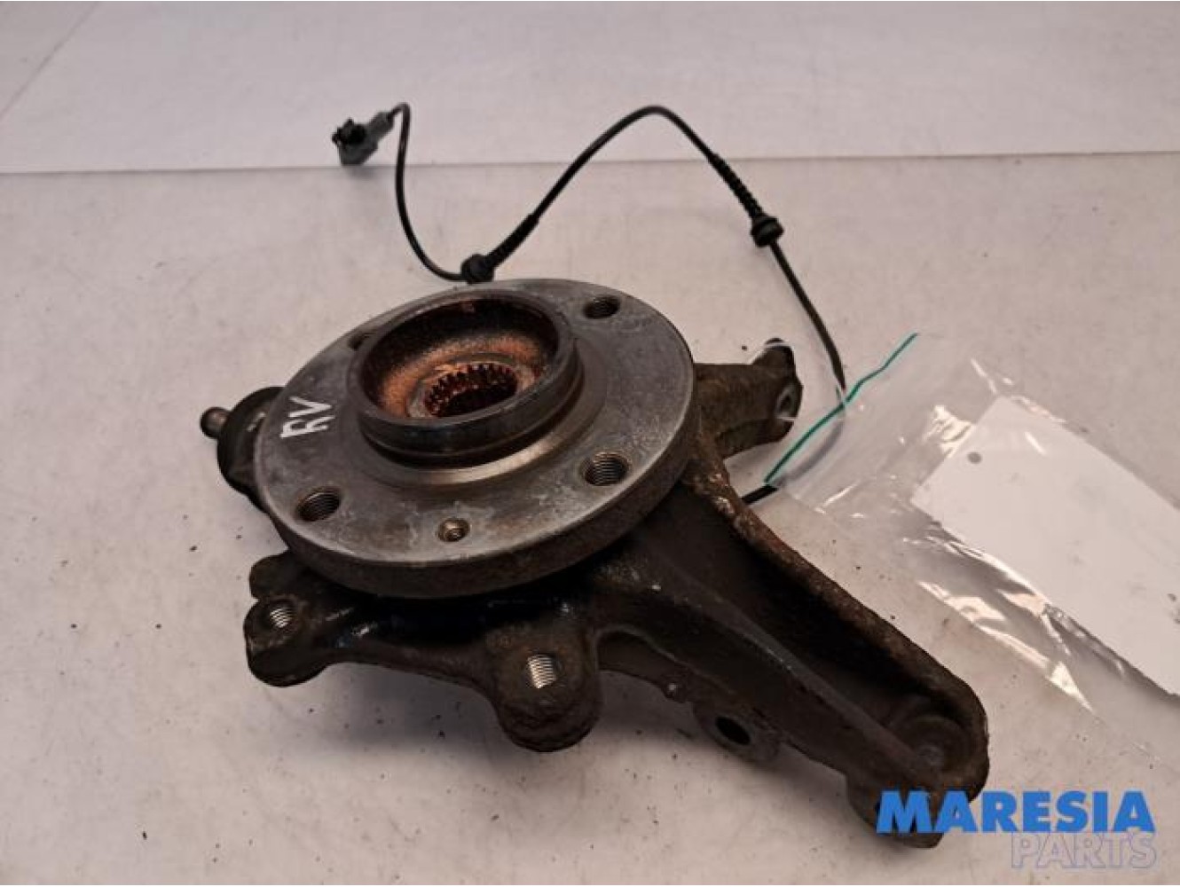 Peugeot - 3008 - Knuckle, front right