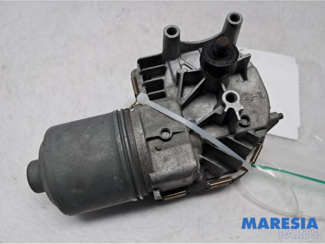 Peugeot - 3008 - Front wiper motor