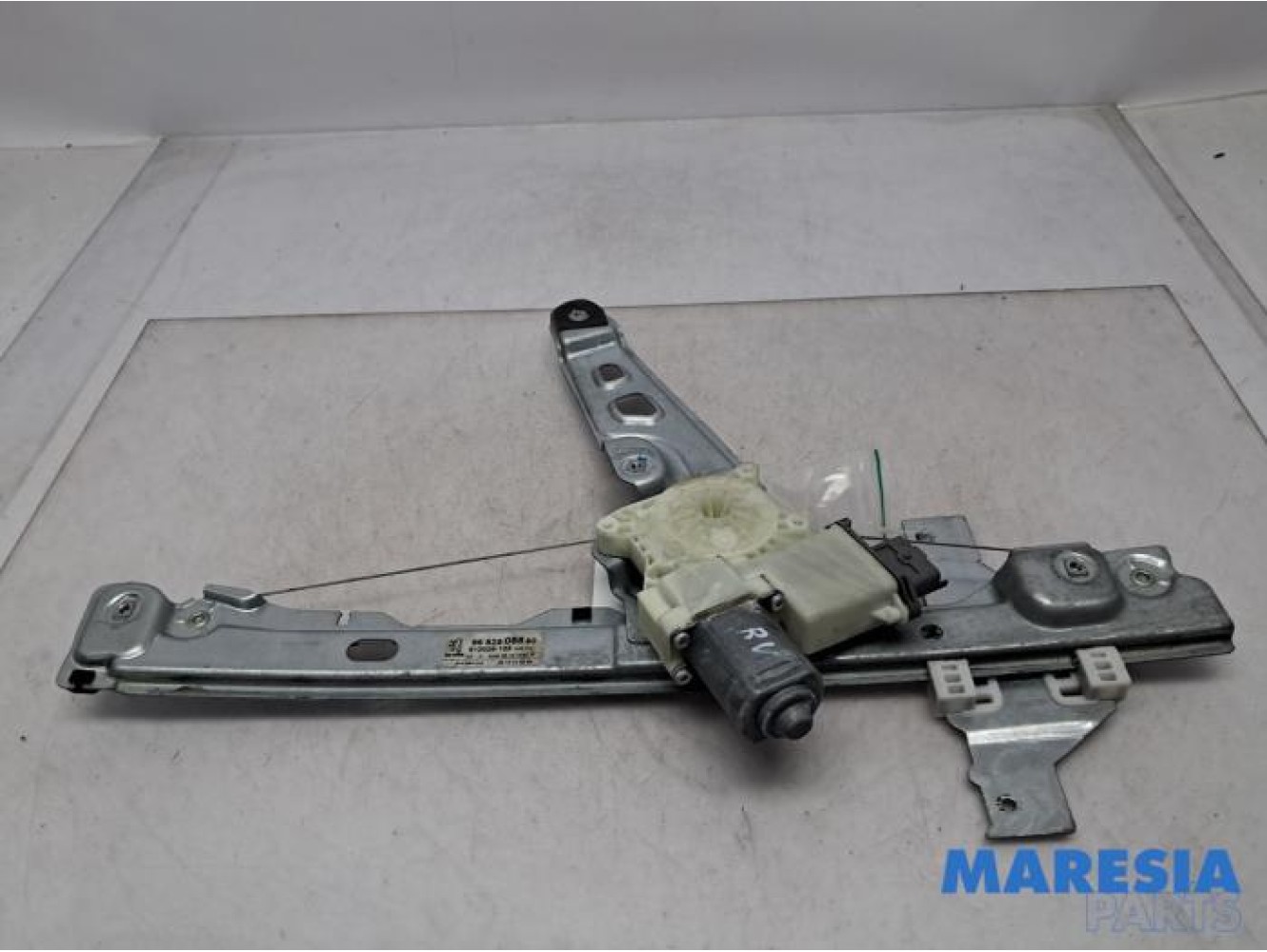 Peugeot - 3008 - Window mechanism 4-door, front right