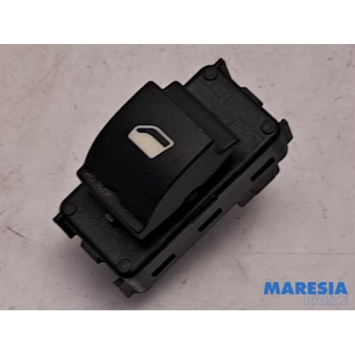 Peugeot - 3008 - Electric window switch