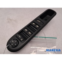 Peugeot - 3008 - Multi-functional window switch